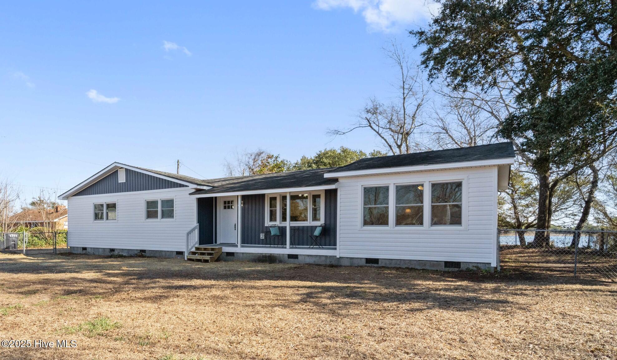 238 Peninsula Manor Road Hubert, NC 28539 - Photo 1 of 32 DSC05750.1 - Copy