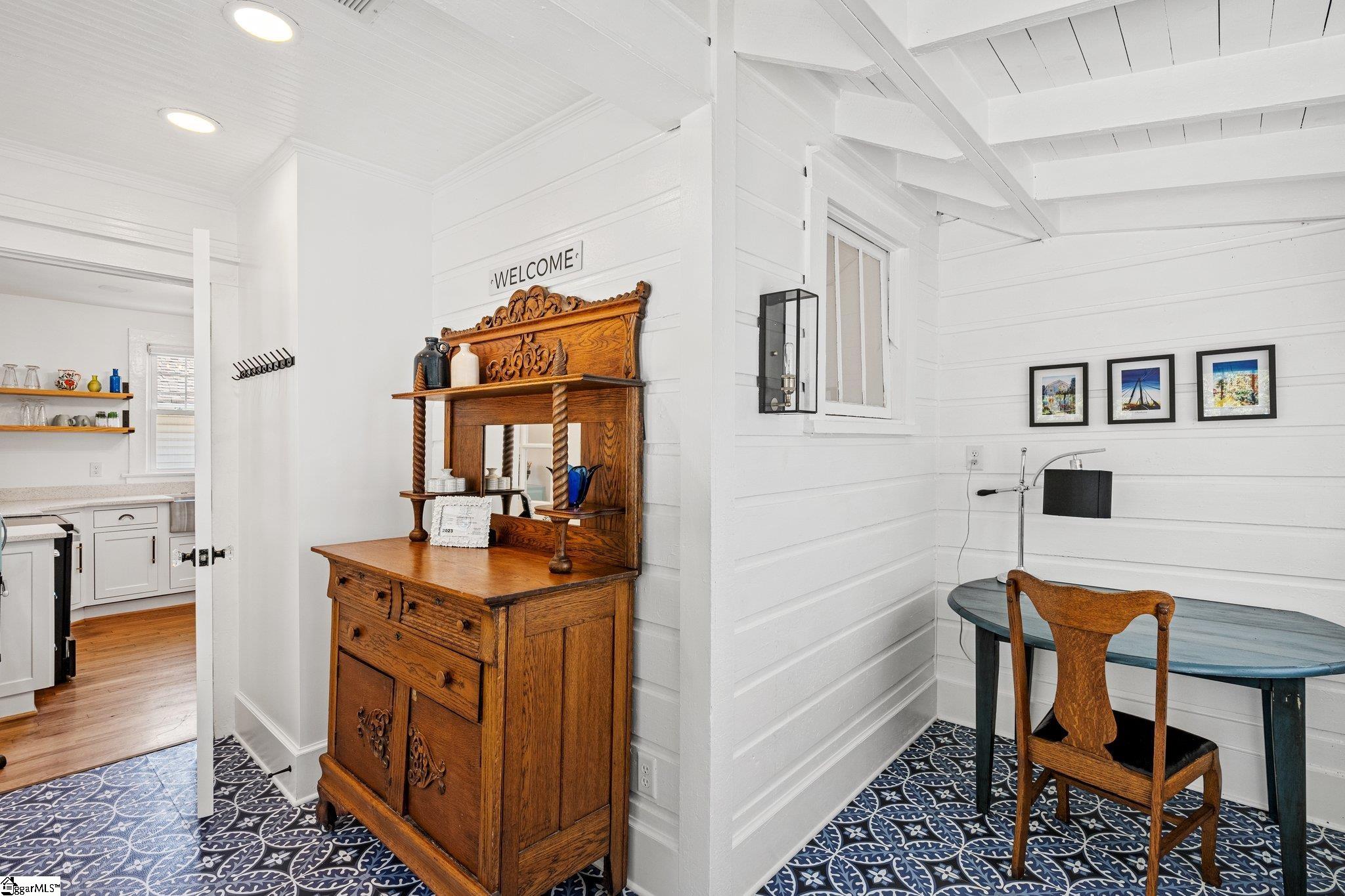 1160 Pendleton Street Greenville, SC 29611 - Photo 15 of 36