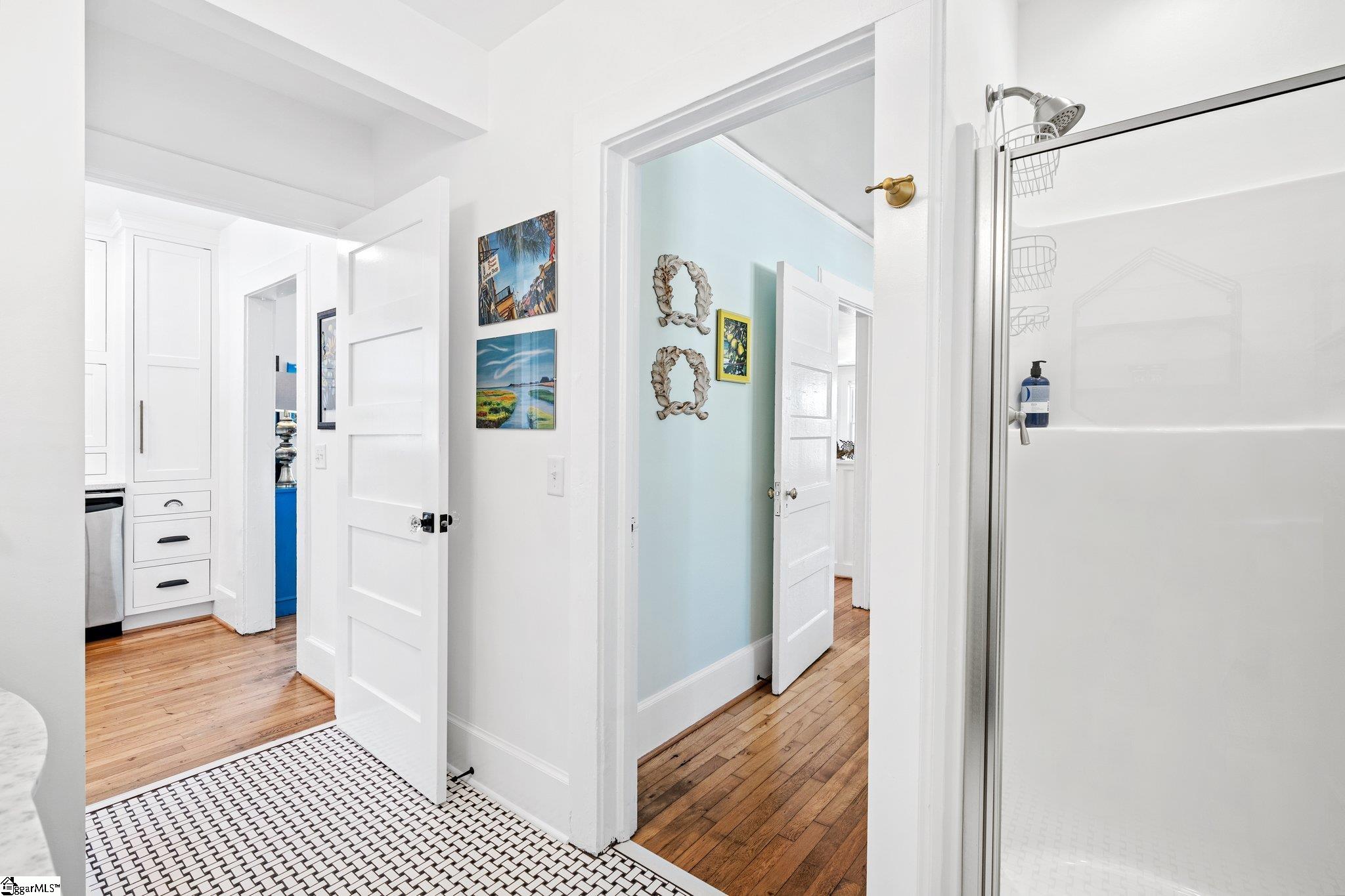 1160 Pendleton Street Greenville, SC 29611 - Photo 26 of 36