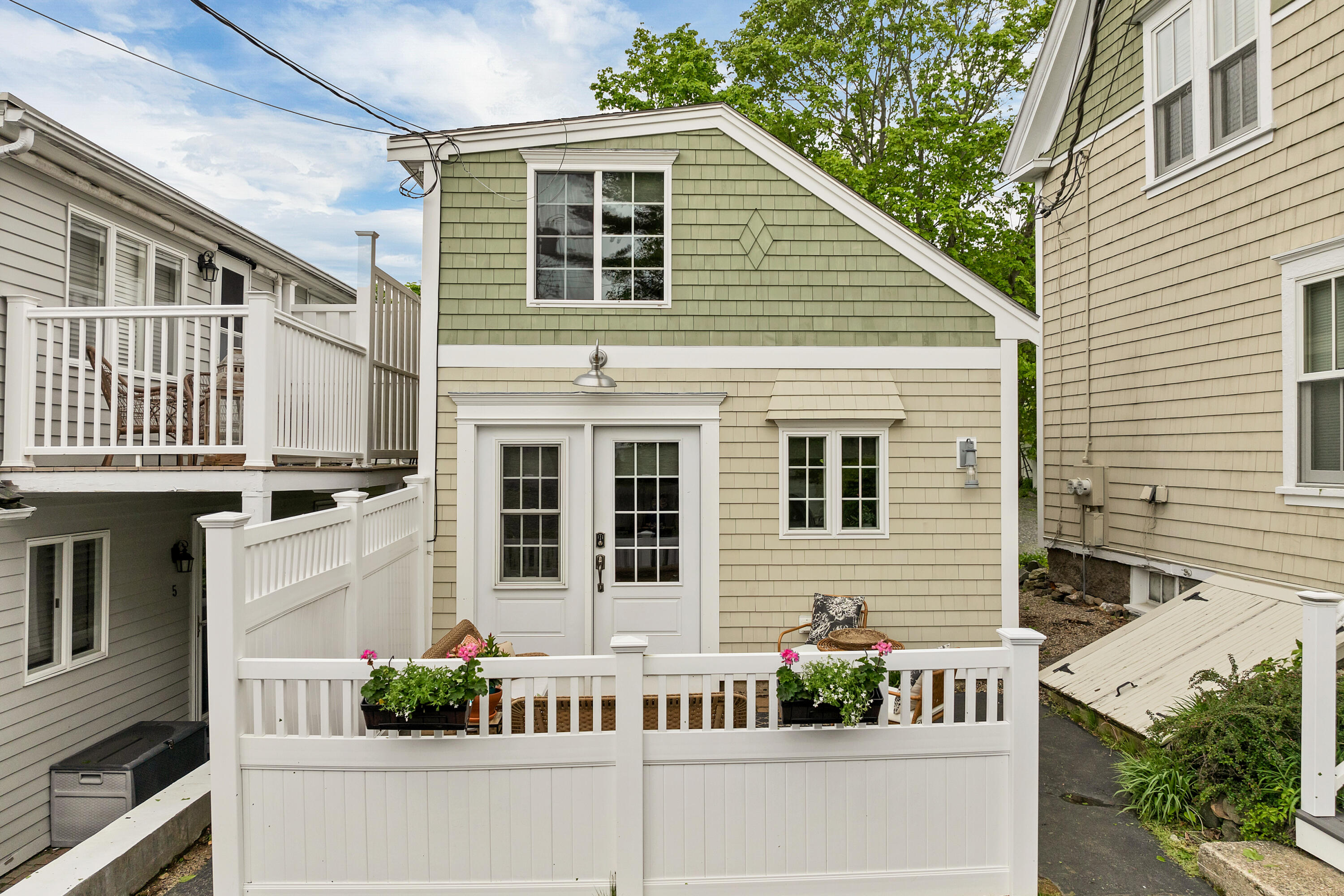 13 Ledge Road, Unit 1 Ogunquit, ME 03907 - Photo 3 of 48 13LedgeRd002