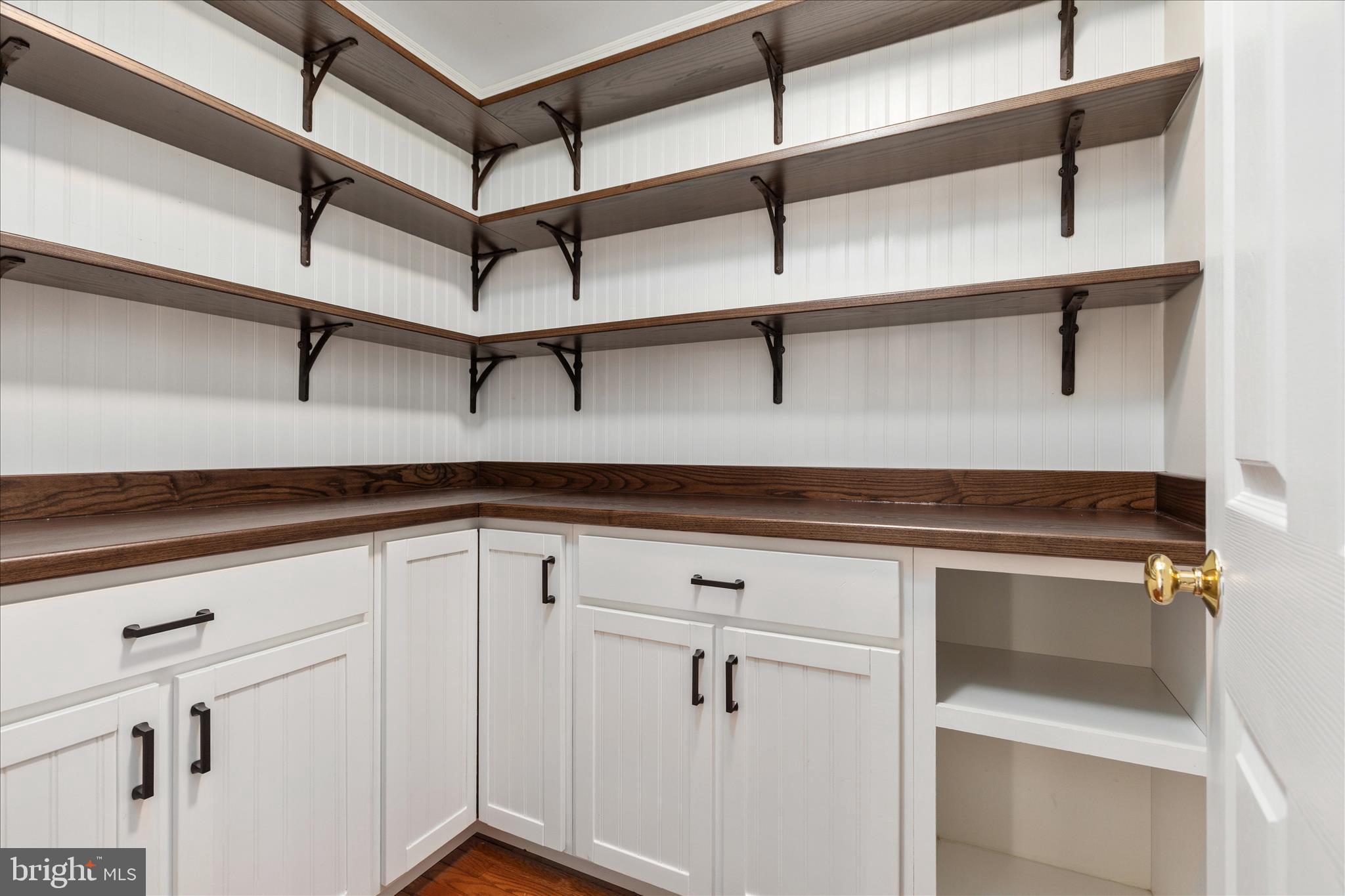 43331 Ritter Lane South Riding, VA 20152 - Photo 14 of 55 a close view of a sink and cabinets in the kitchen