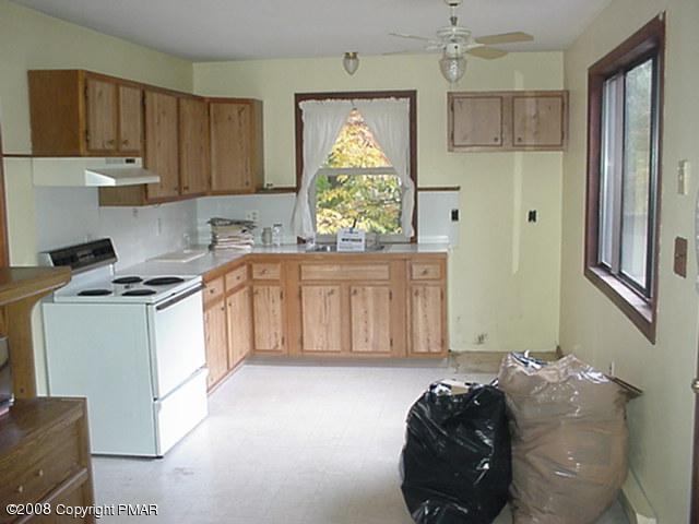 725 Mountain Top Lake Road Long Pond, PA 18334 - Photo 2 of 3 Kitchen