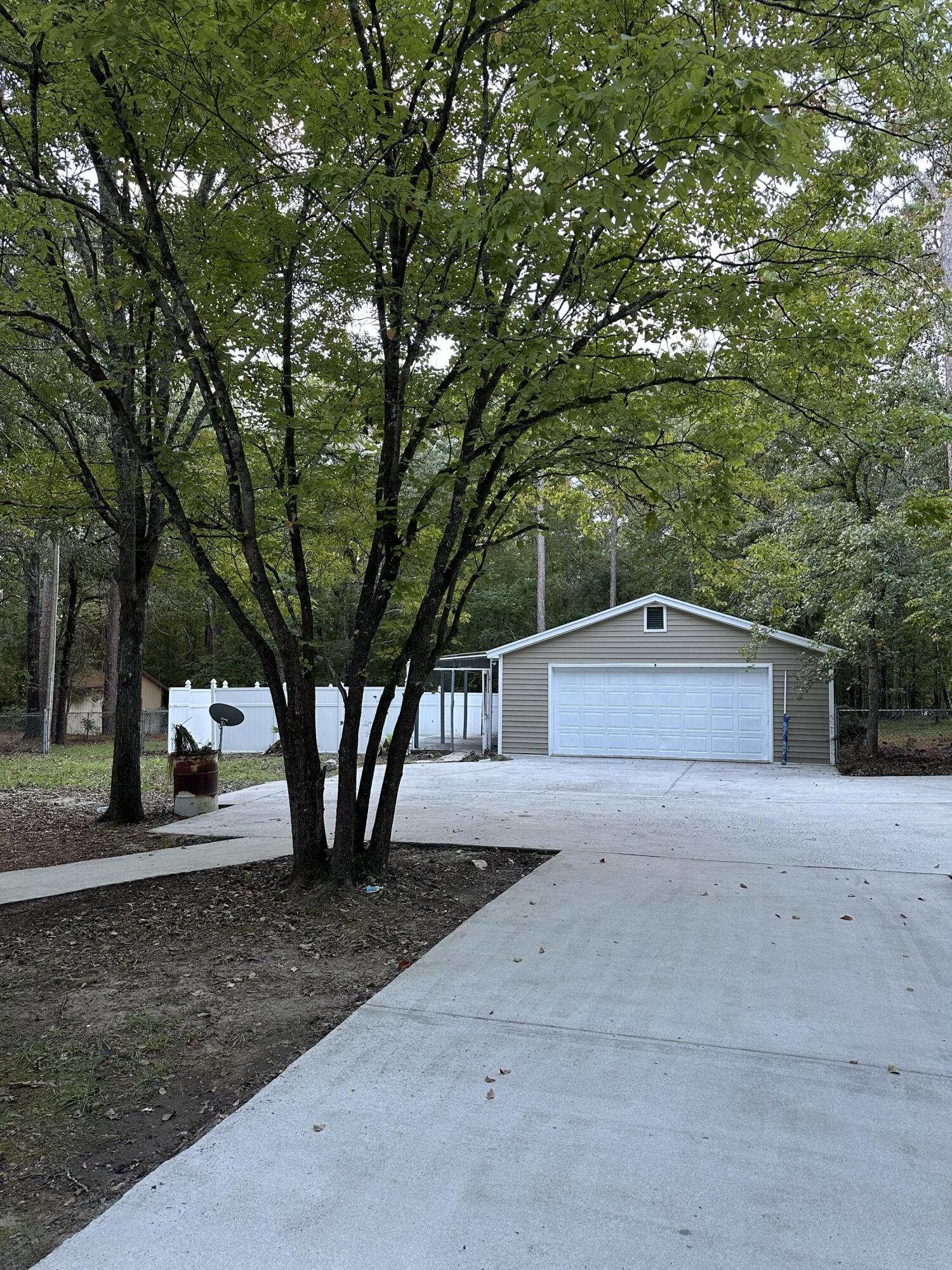 1303 Cleveland Street Elloree, SC 29047 - Photo 11 of 11 IMG_1249