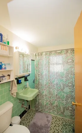 $2,600 | 79 Chestnut Street, Unit 3, Brookline, MA 02445