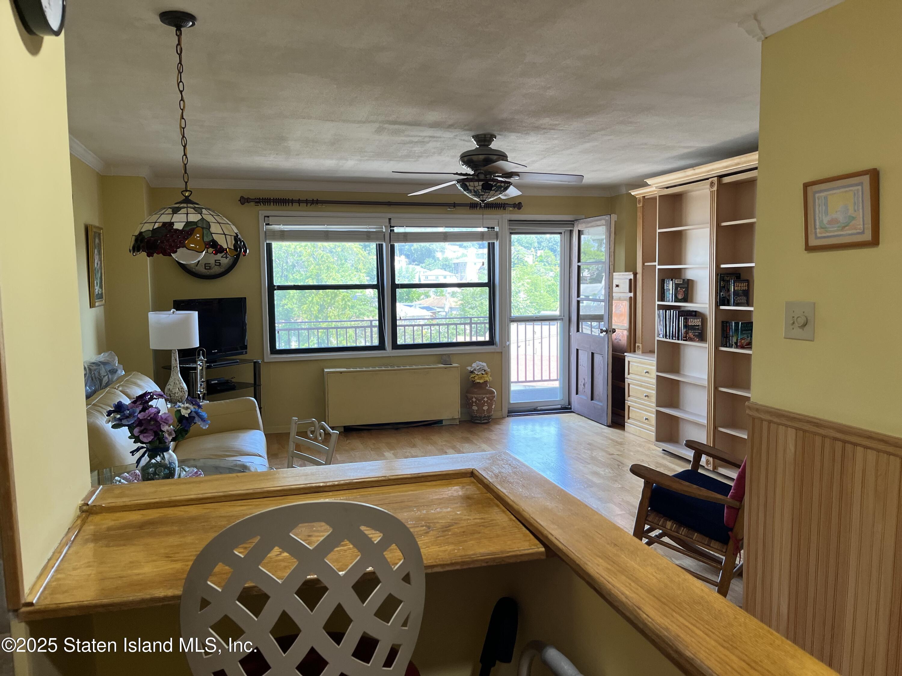 1000 Clove Road, Unit 6G Staten Island, NY 10301 - Photo 14 of 36 View of Living Room from kitchen