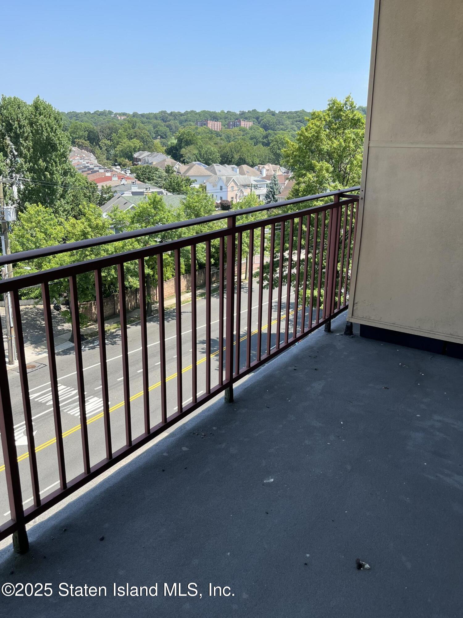 1000 Clove Road, Unit 6G Staten Island, NY 10301 - Photo 24 of 36 Balcony