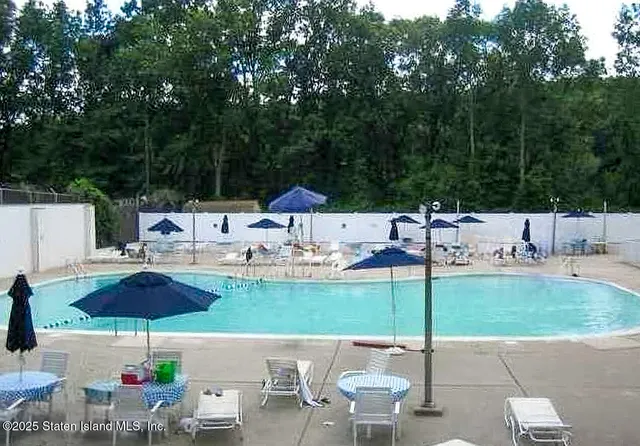 $125,000 | 1000 Clove Road, Unit 6G | Silver Lake