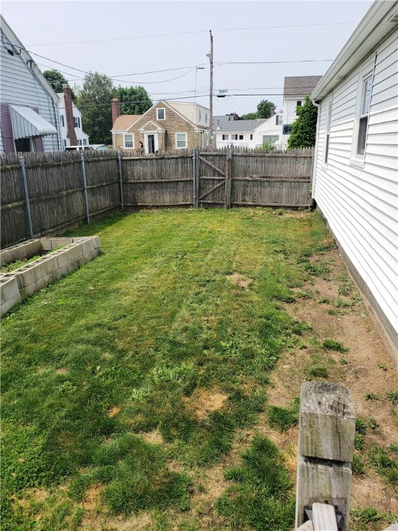 190 Woodhaven Road Pawtucket, RI 02861 - Photo 31 of 34 Gallery Image 31