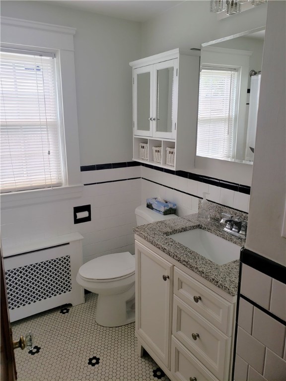 190 Woodhaven Road Pawtucket, RI 02861 - Photo 6 of 34 Gallery Image 6
