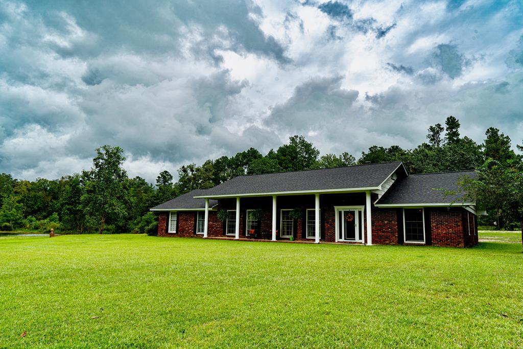 7312 Hall Webb Road Hahira, GA 31632 - Photo 1 of 35 Gallery Image 1