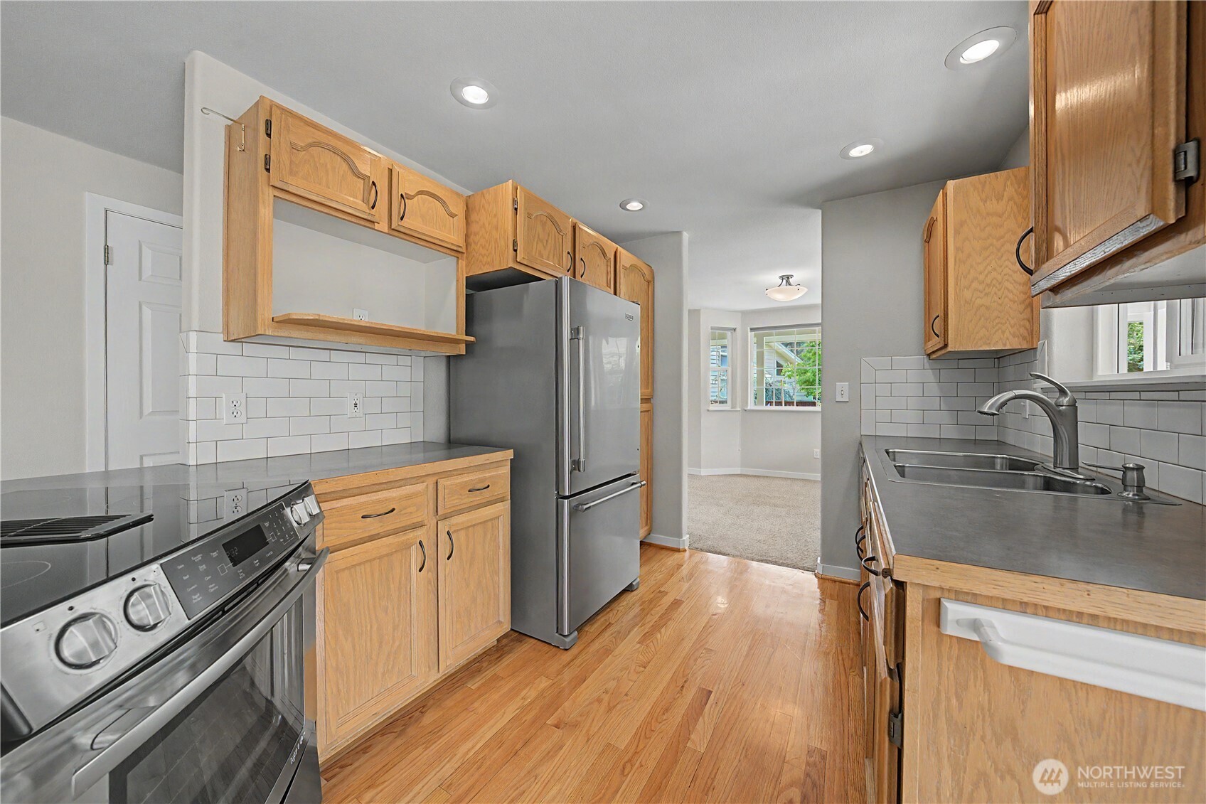 718 Kriewald Court Wenatchee, WA 98801 - Photo 10 of 37