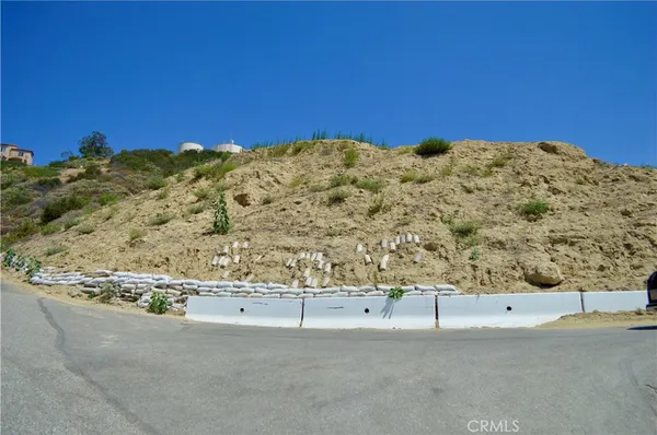 $200,000 | 0 East Highland Drive East, Camarillo, CA 93010