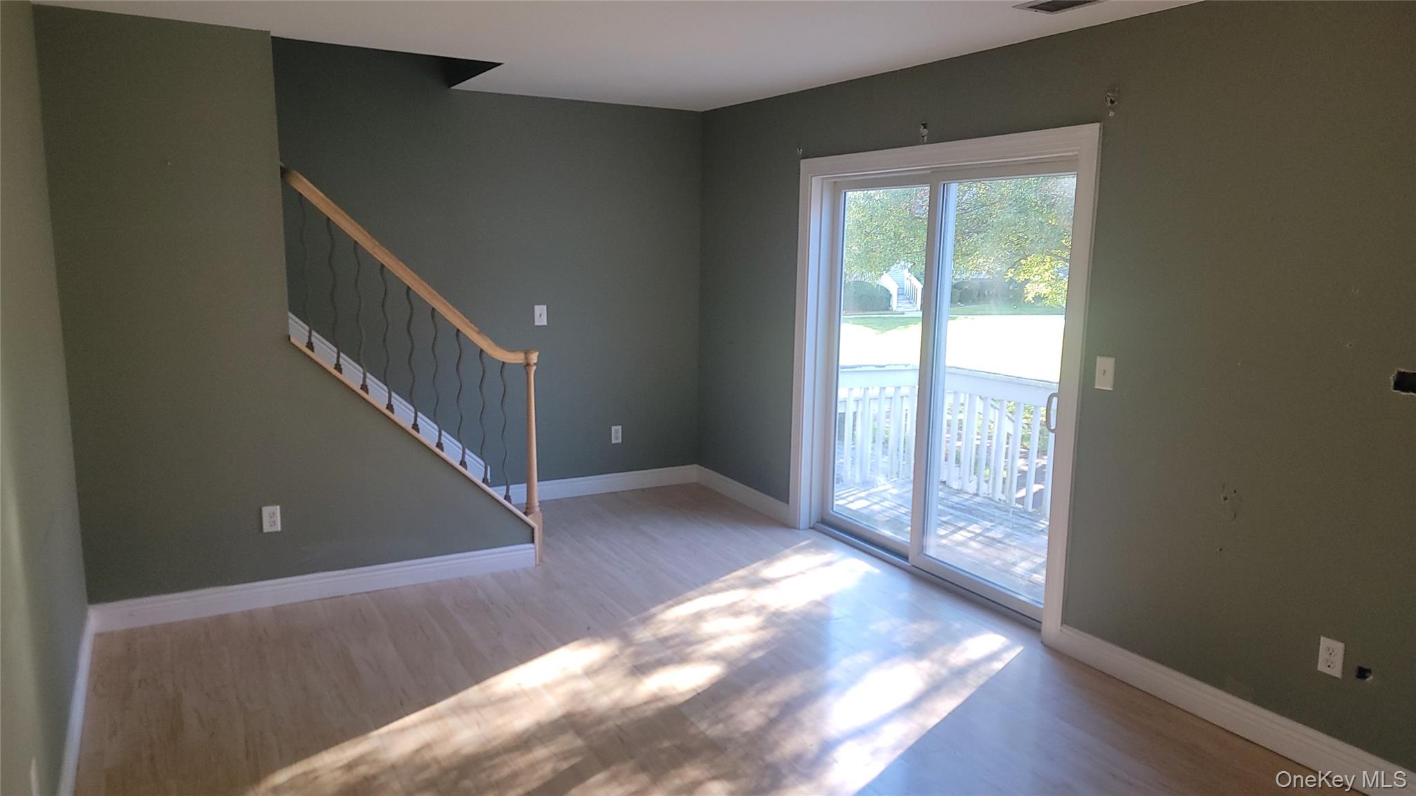 35 Gibbs Road, Unit 22 Coram, NY 11727 - Photo 4 of 20