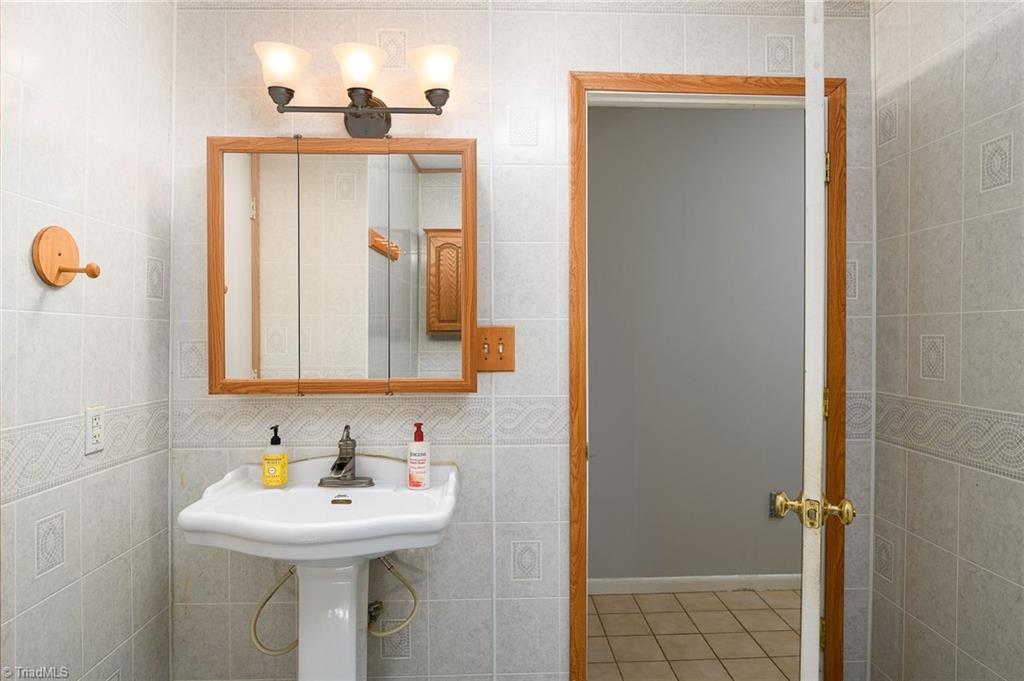 255 Pine Valley Road Thomasville, NC 27360 - Photo 26 of 28