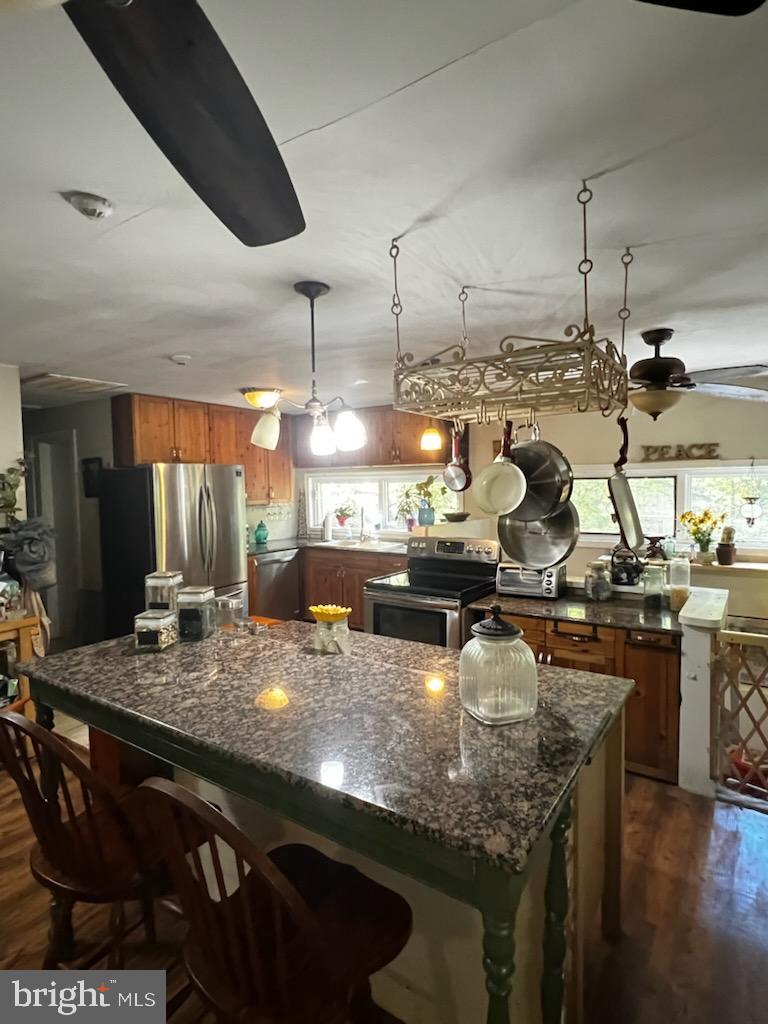 8201 Cobb Road Manassas, VA 20112 - Photo 2 of 4