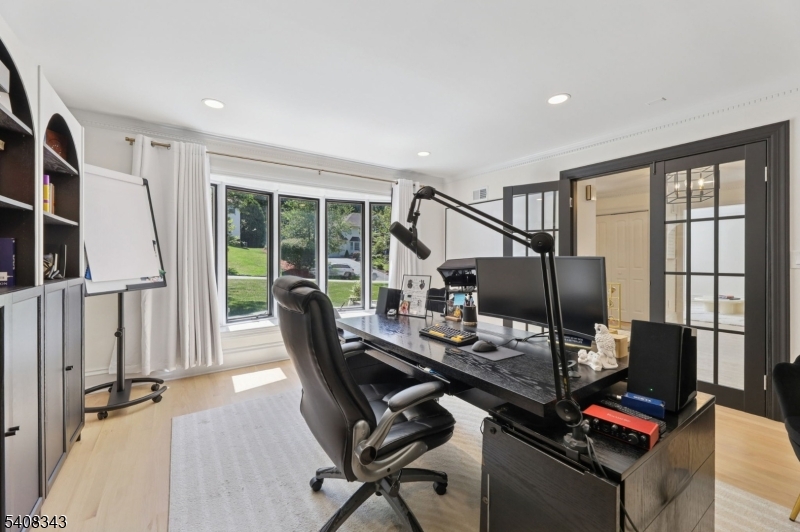 104 South Powder Mill Road Morris Plains, NJ 07950 - Photo 20 of 37