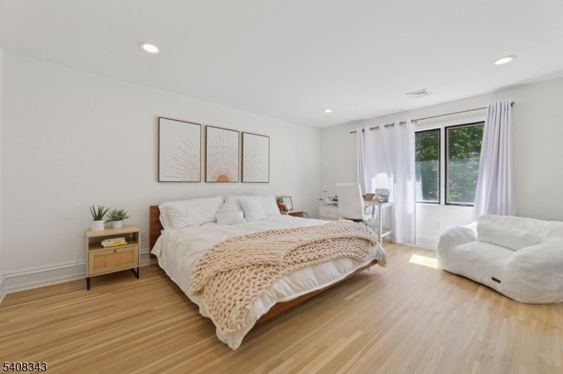 104 South Powder Mill Road Morris Plains, NJ 07950 - Photo 23 of 37