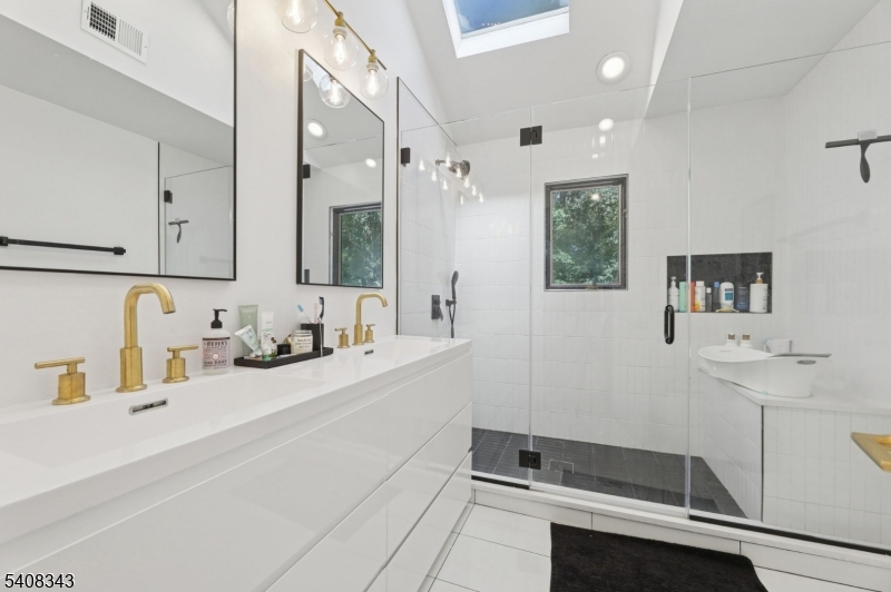 104 South Powder Mill Road Morris Plains, NJ 07950 - Photo 25 of 37