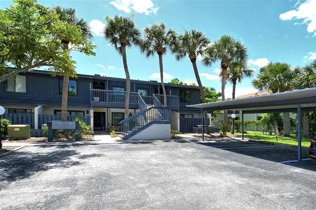 $235,000 | 7214 Cloister Drive, Unit 7214, Sarasota, FL 34231