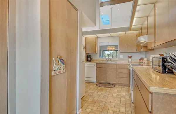 $230,000 | 7214 Cloister Drive, Unit 7214, Sarasota, FL 34231