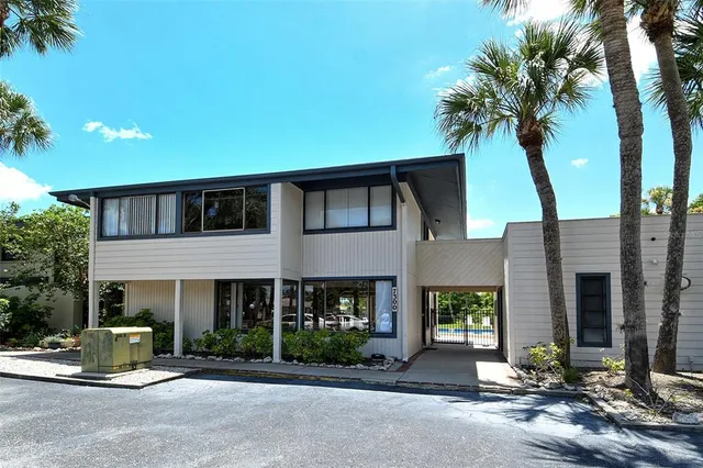 $235,000 | 7214 Cloister Drive, Unit 7214, Sarasota, FL 34231