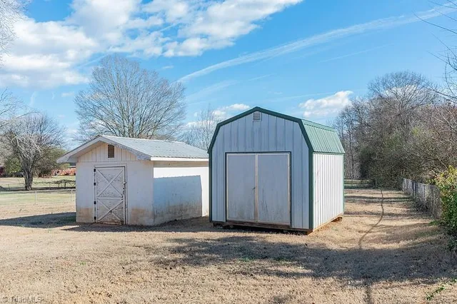 $229,999 | 8915 Linwood-Southmont Road, Lexington, NC 27292