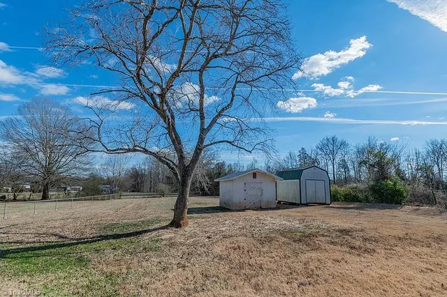 $229,999 | 8915 Linwood-Southmont Road, Lexington, NC 27292