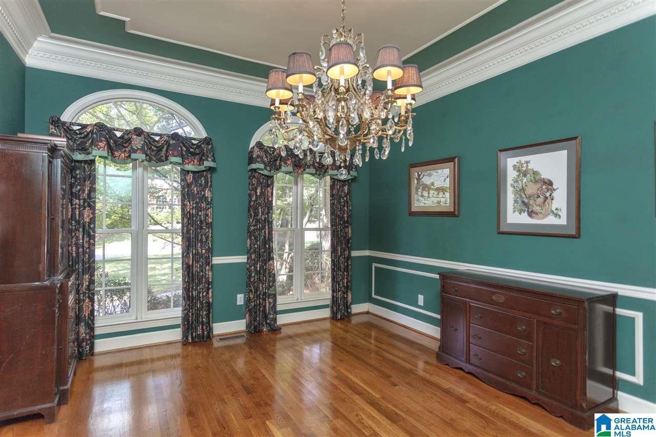 2121 Hickory Ridge Circle Birmingham, AL 35243 - Photo 6 of 50