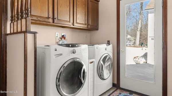 $399,900 | Undisclosed Address, Cheshire, MA 01225