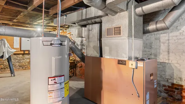 $399,900 | Undisclosed Address, Cheshire, MA 01225