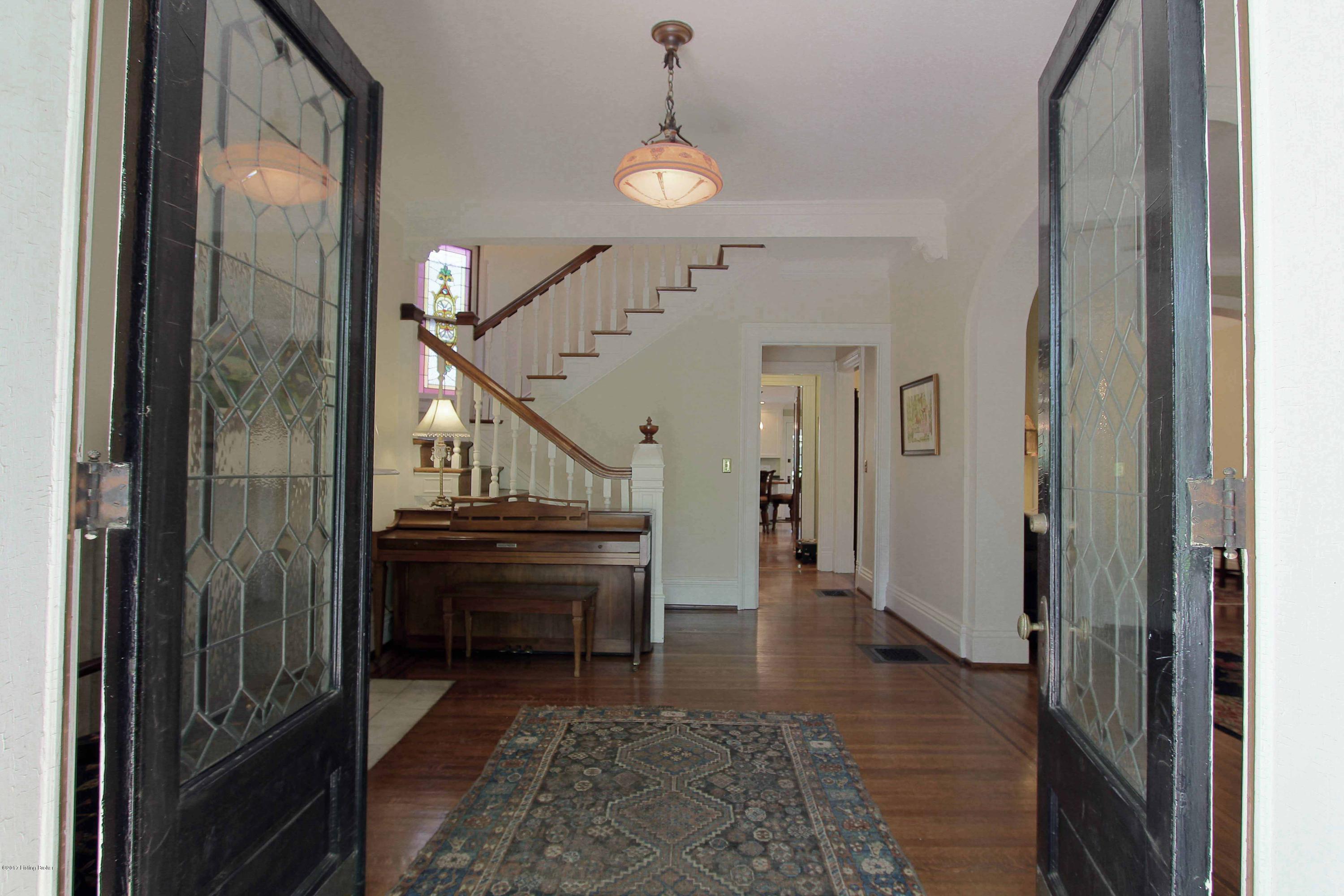 1208 Cherokee Road Louisville, KY 40204 - Photo 6 of 45 06 Entrance