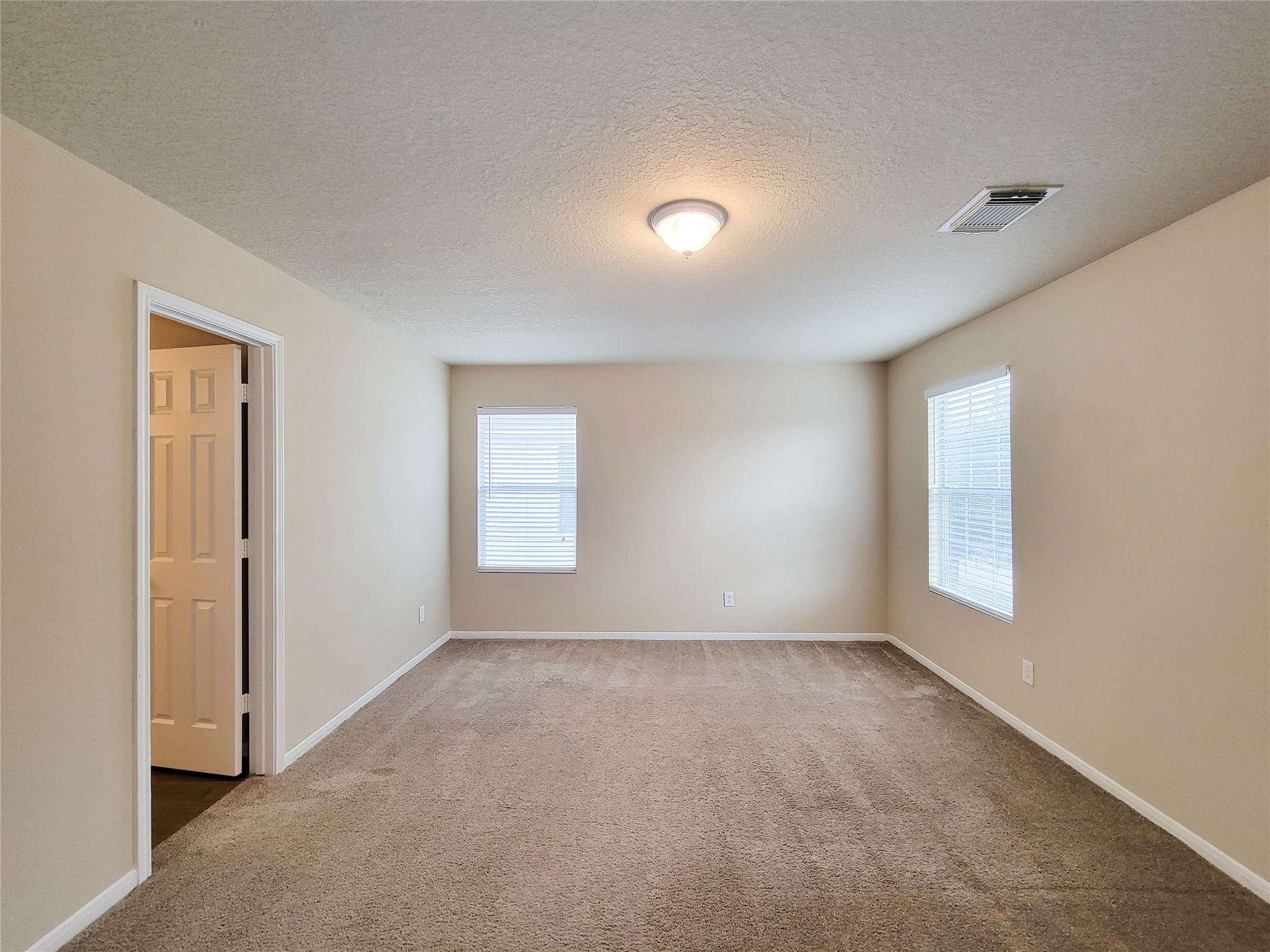 19338 Harvest Stream Way Houston, TX 77084 - Photo 41 of 49 a view of room and window