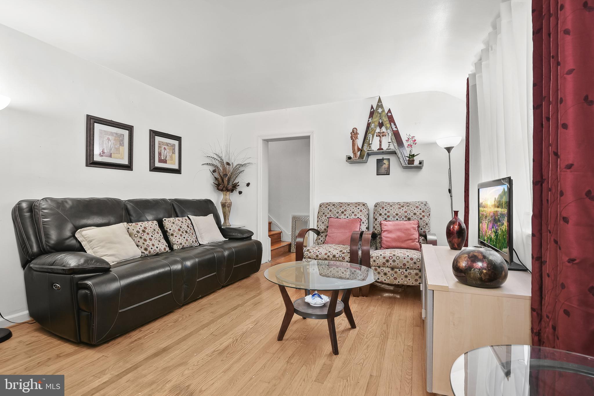 12106 Grandview Avenue Silver Spring, MD 20902 - Photo 4 of 39