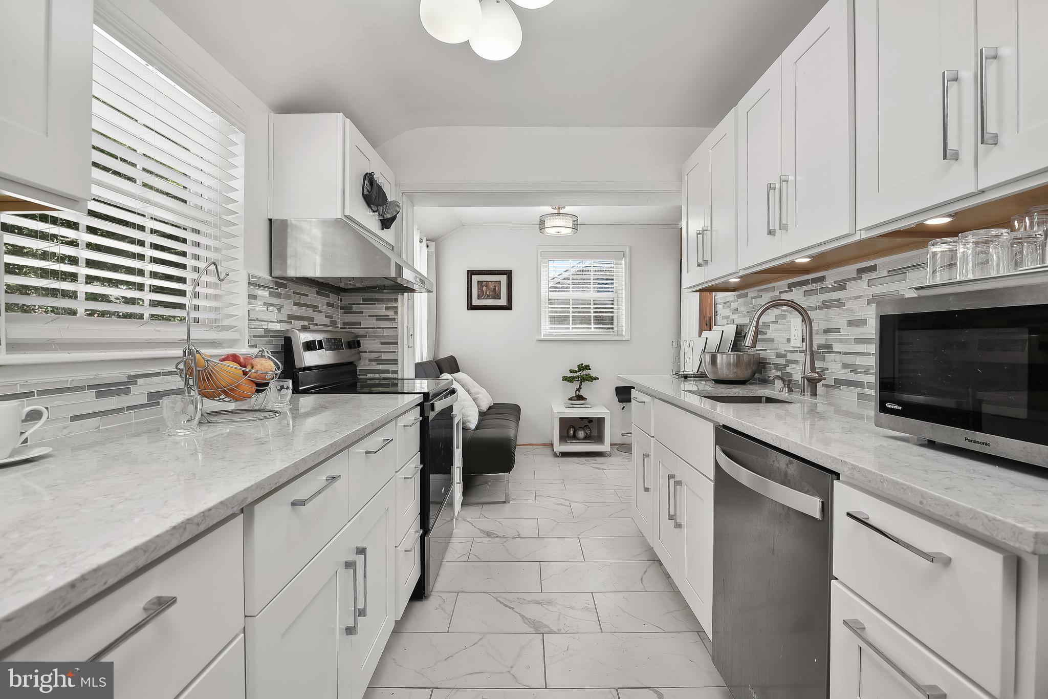 12106 Grandview Avenue Silver Spring, MD 20902 - Photo 10 of 39