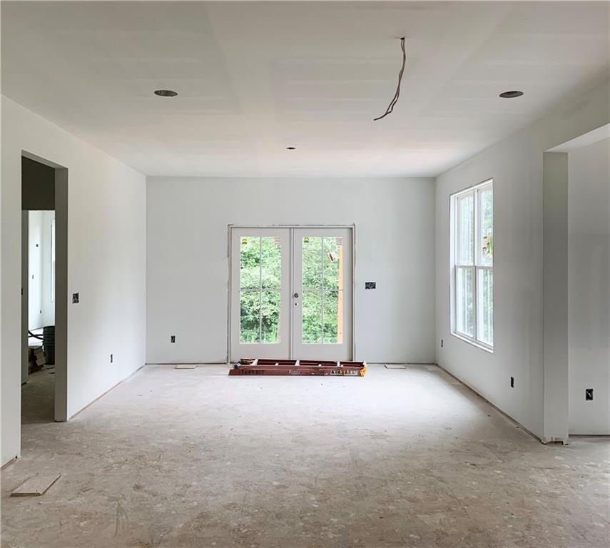 65 Players Ridge Road Hickory, NC 28601 - Photo 6 of 36 Gallery Image 6