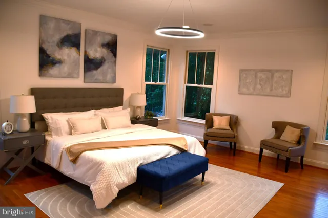 $9,500 | 5127 Cathedral Avenue Northwest, Washington, DC 20016