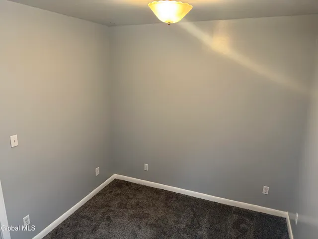 $1,750 | 822 Hampton Avenue, Schenectady, NY 12309