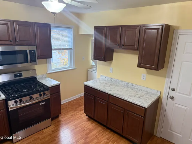 $1,750 | 822 Hampton Avenue, Schenectady, NY 12309