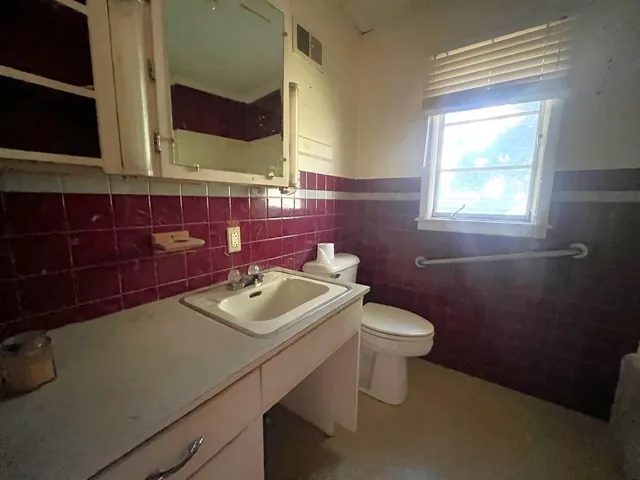 $125,000 | 521 North Main Street, Memphis, MO 63555