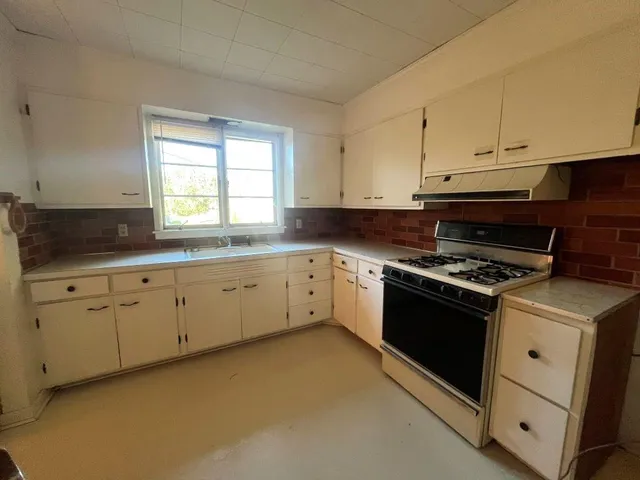 $125,000 | 521 North Main Street, Memphis, MO 63555