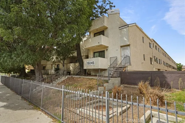 $479,999 | 15045 Nordhoff Street, Unit 116, North Hills, CA 91343