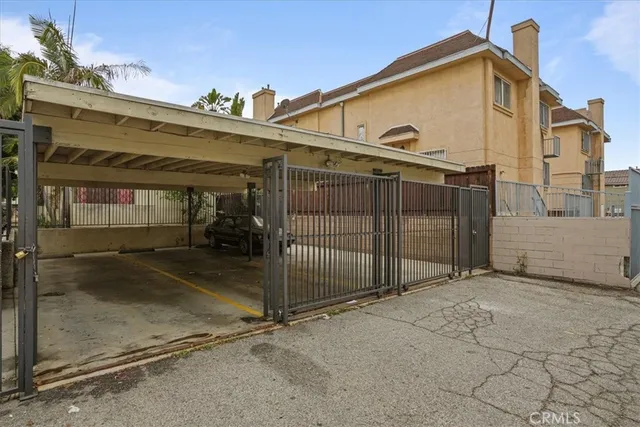 $479,999 | 15045 Nordhoff Street, Unit 116, North Hills, CA 91343