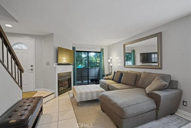 $479,999 | 15045 Nordhoff Street, Unit 116, North Hills, CA 91343