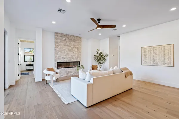 $1,989,000 | 4107 East Avalon Drive, Phoenix, AZ 85018