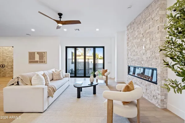 $1,989,000 | 4107 East Avalon Drive, Phoenix, AZ 85018