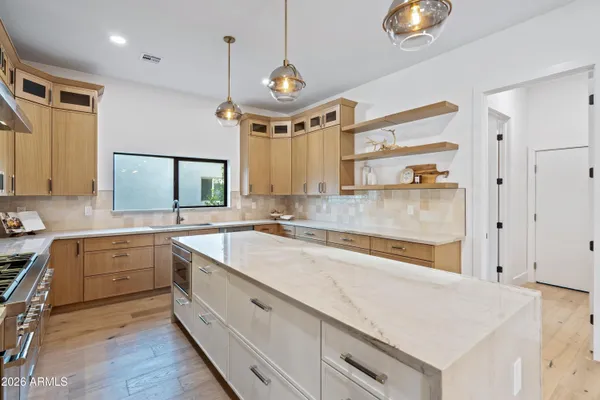 $1,989,000 | 4107 East Avalon Drive, Phoenix, AZ 85018