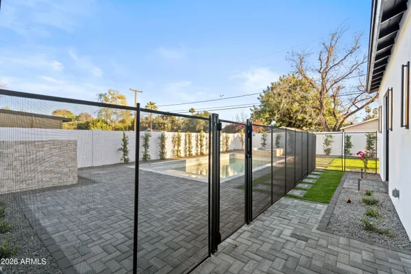 $1,989,000 | 4107 East Avalon Drive, Phoenix, AZ 85018