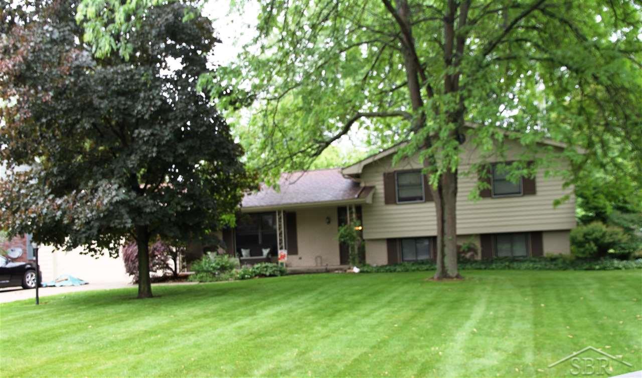 741 Somerset Road Saginaw, MI 48638 - Photo 1 of 26 Somerset