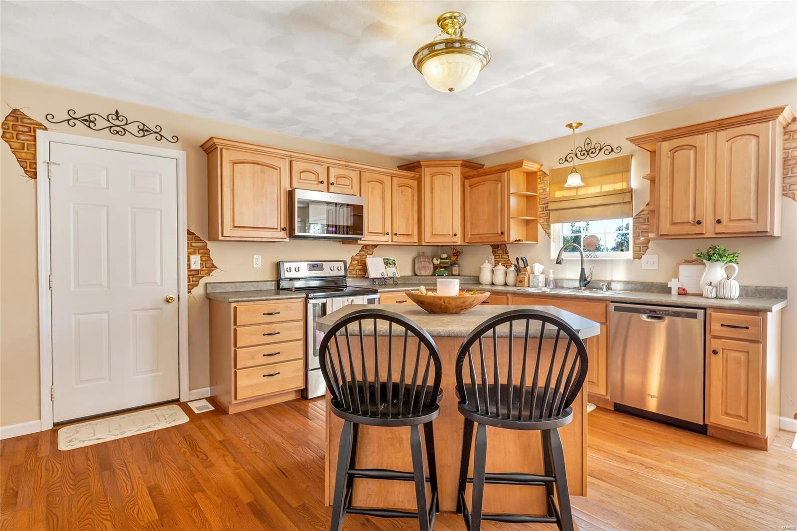 384 North Ridge Road Columbia, IL 62236 - Photo 12 of 55 Gallery Image 12