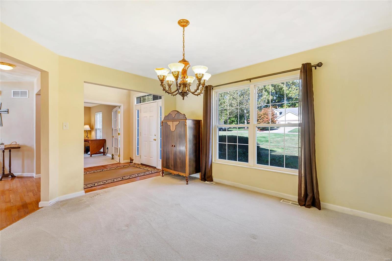 384 North Ridge Road Columbia, IL 62236 - Photo 6 of 55 Gallery Image 6